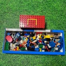 vintage retired legos sets and pieces