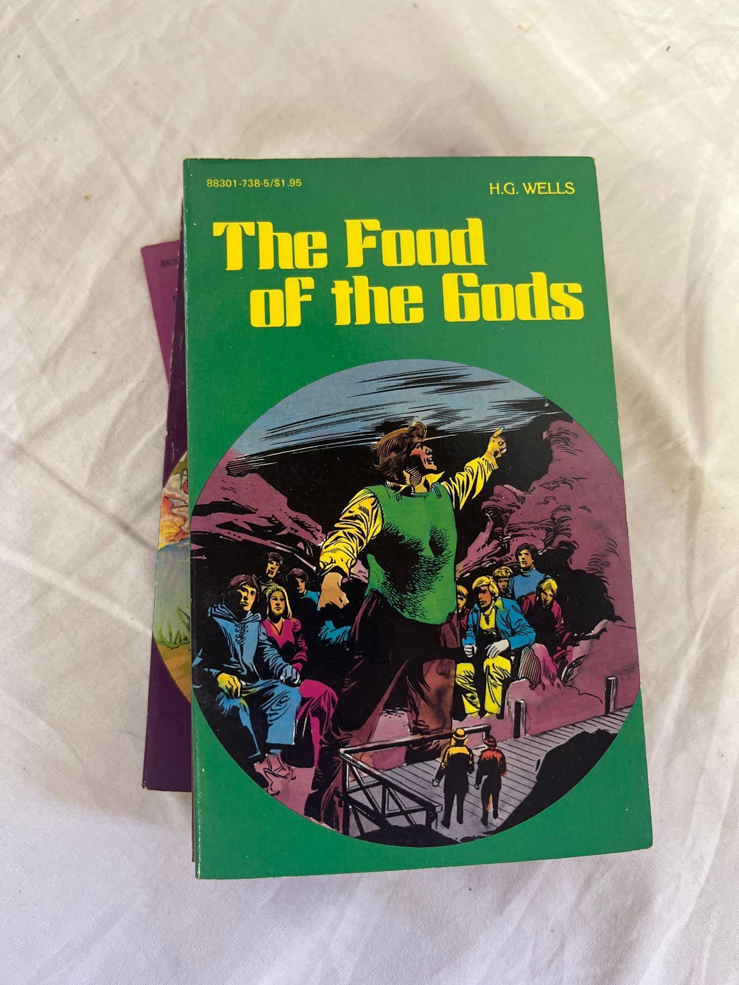 Horror and Classic Paperback Book Set