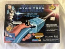 Star Trek Type II Phaser NIP