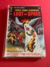 Space Family Robinson Lost In Space (11)