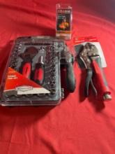 New Tool Set, Plyers and Roundover Bit