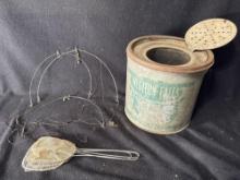 Vintage Western Falls Minnow Bucket With Nets & Bait Splitters
