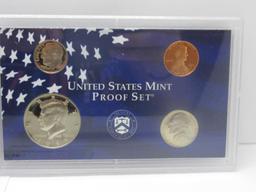 1999 United States Mint Proof Coin Set with 50 State Quarters Original 5 Quarters