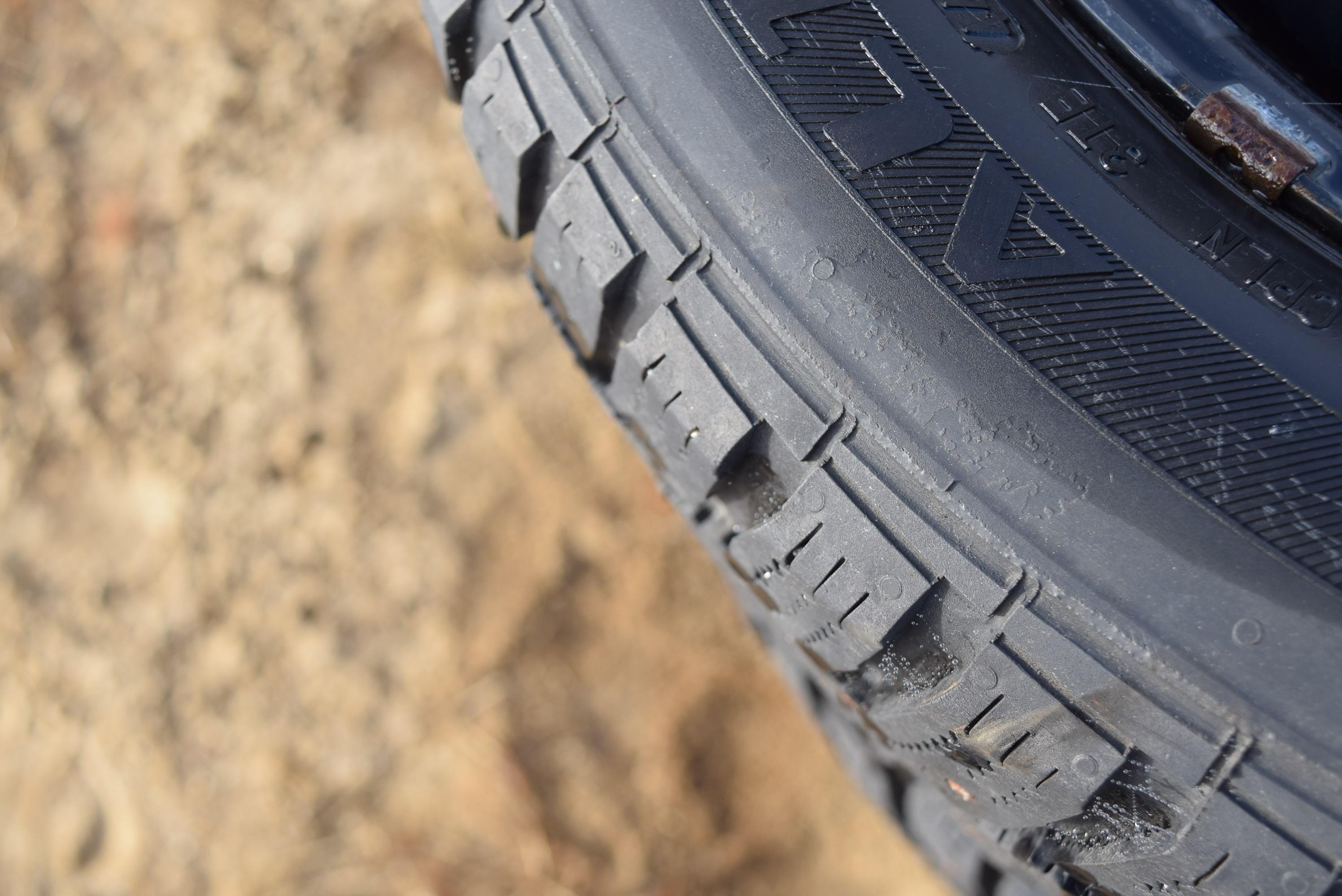Set of 4 General Altimax Arctic 195/55R15