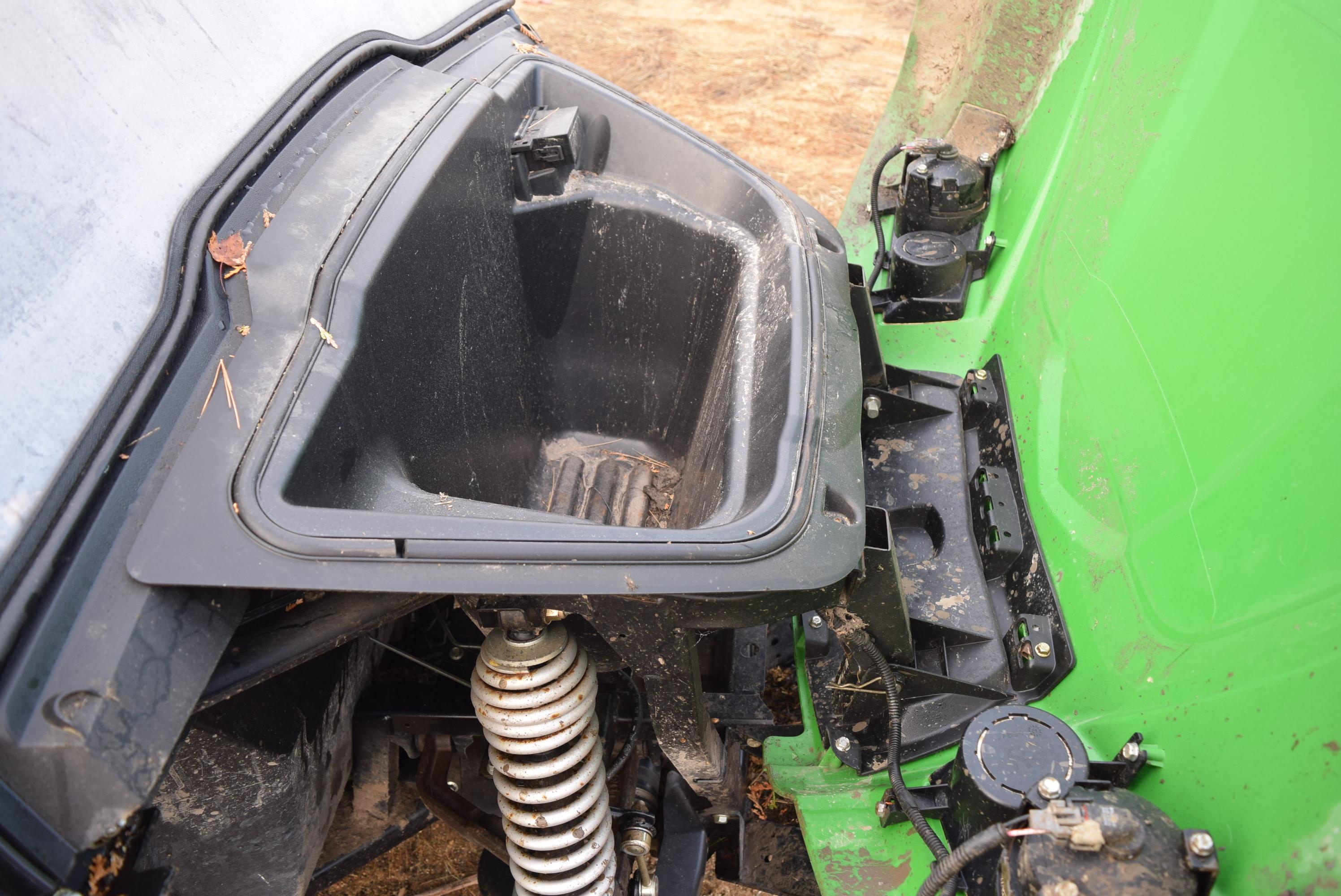 John Deere Gator 4X4 4-Person