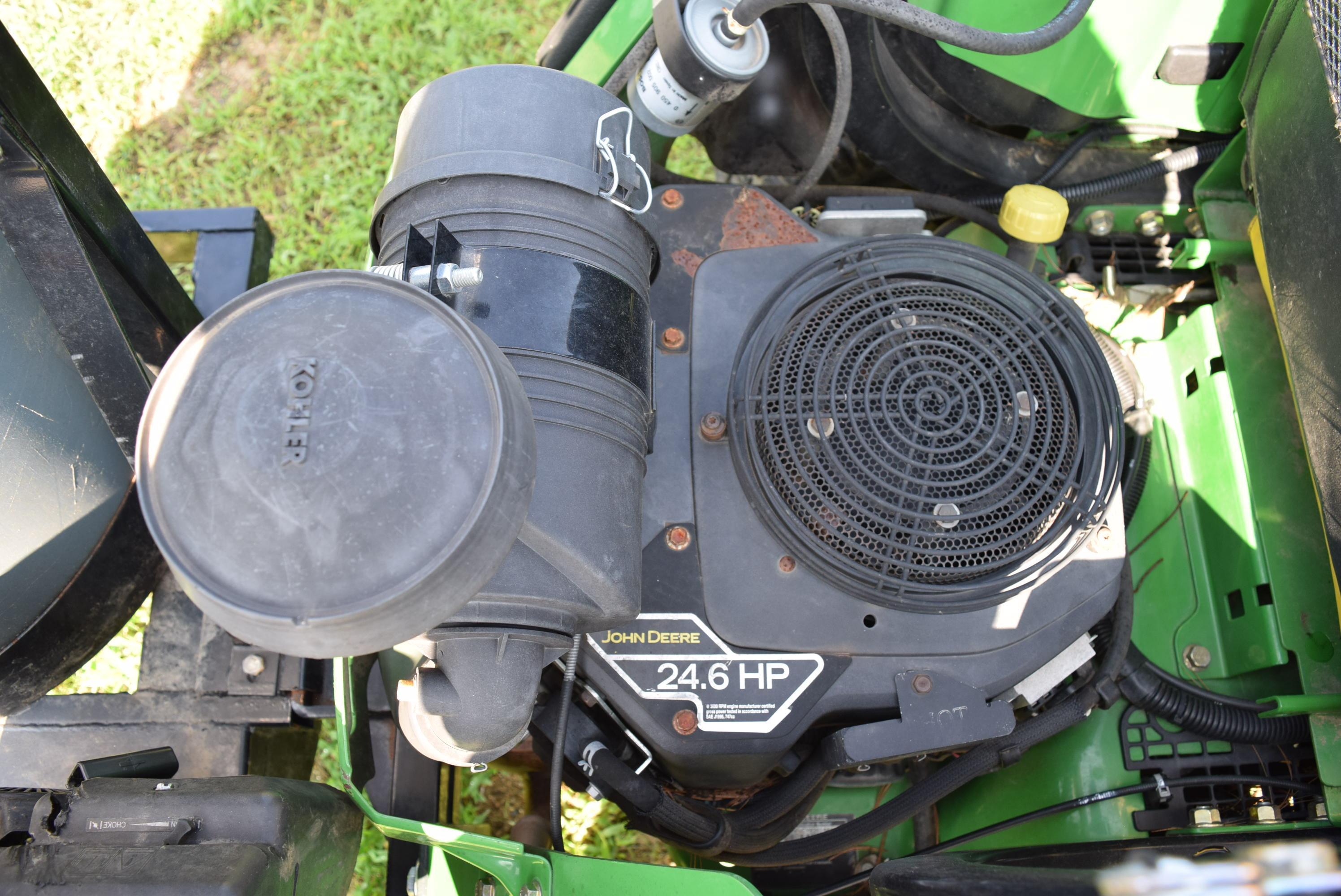 John Deere ZTRAK PRO Z925A Zero Turn