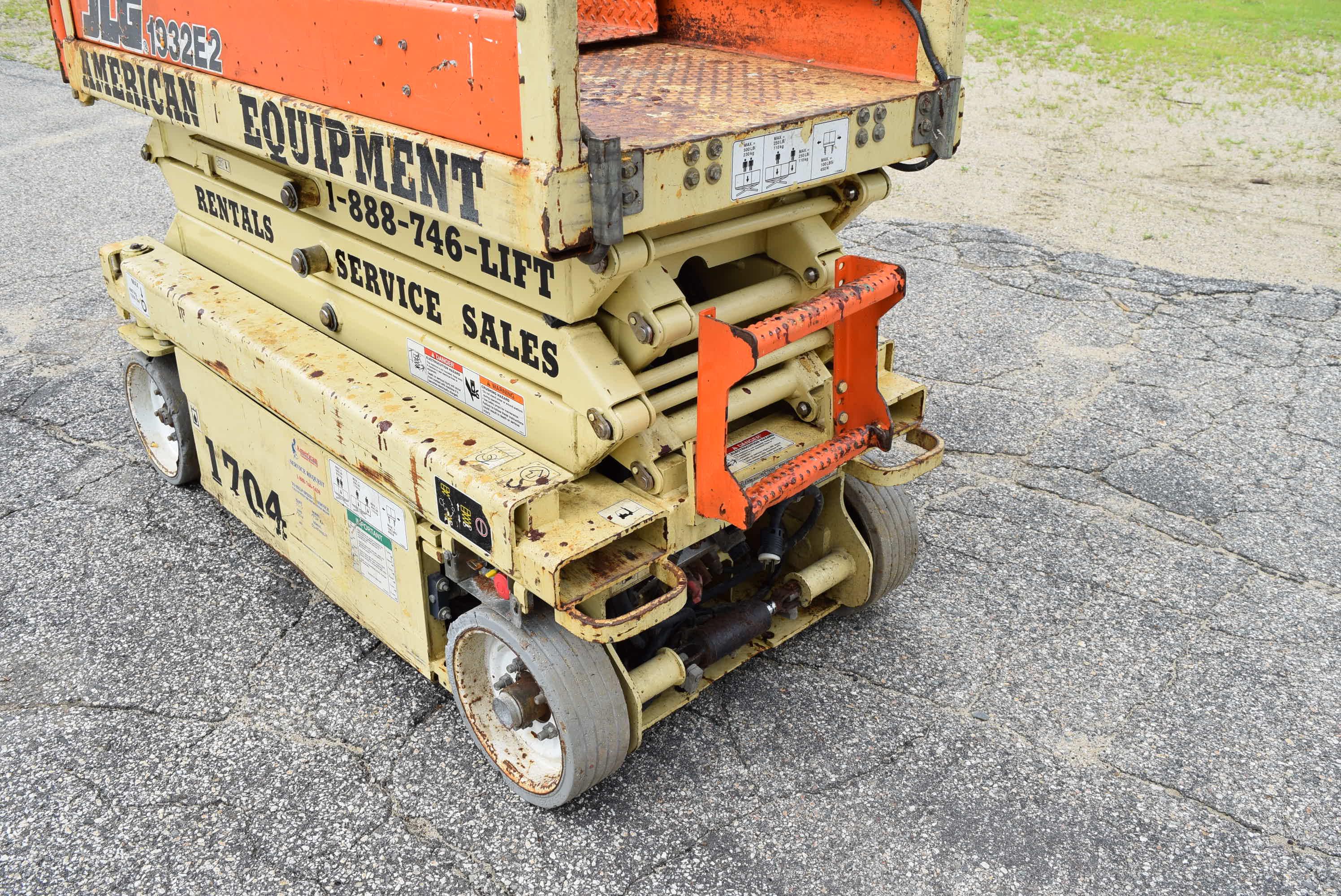 JLG 1932E2 Scissor Lift