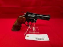 Colt Python 357, 4 in,
