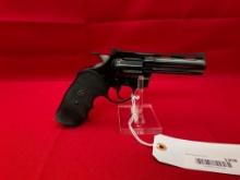 Colt Diamondback 22 LR, 4 in