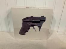 THUNDERSTRUCK VOLLEYFIRE HANDGUN NIB