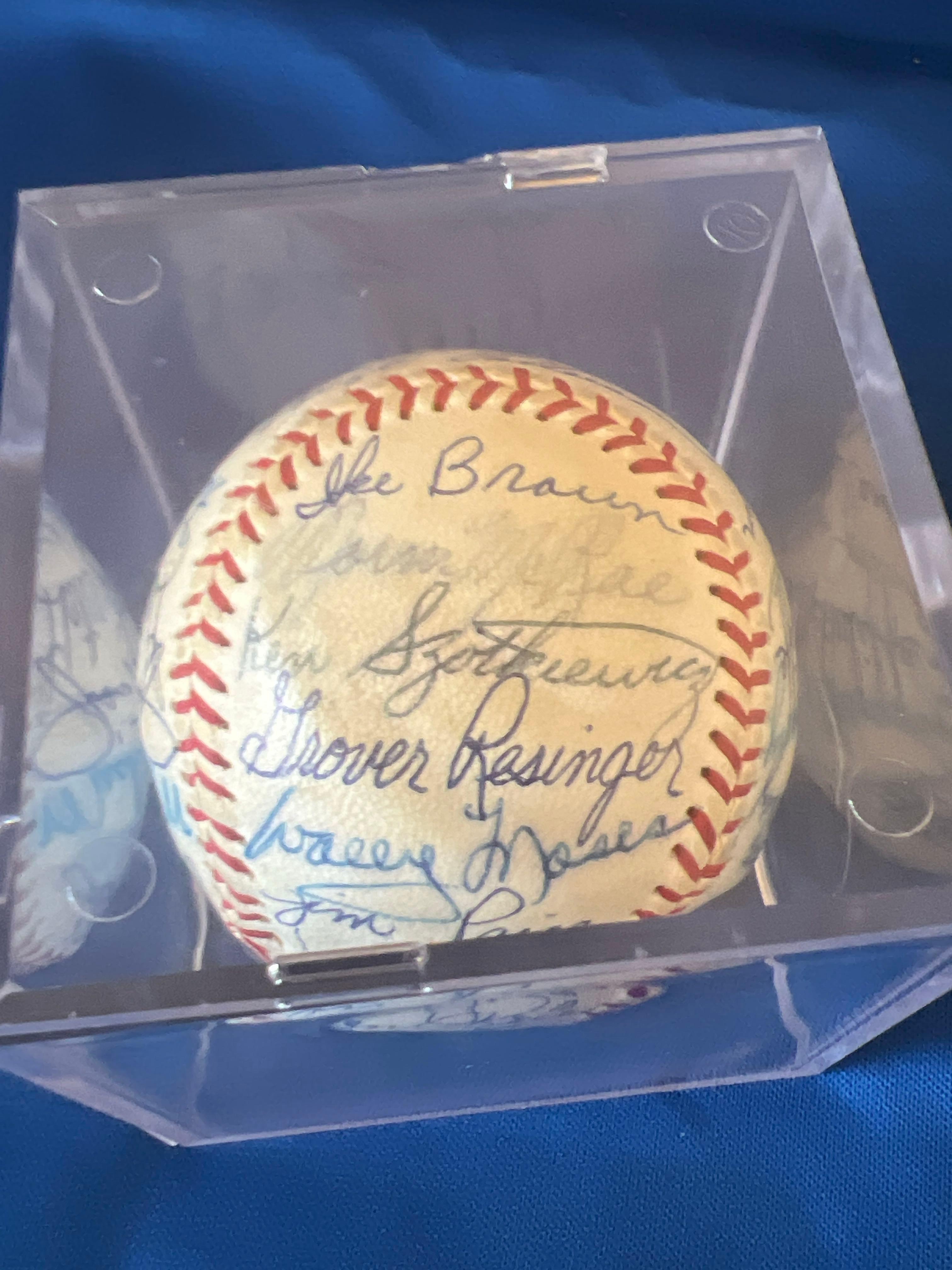 Detroit Tigers 1-26-71 Autographed Baseball