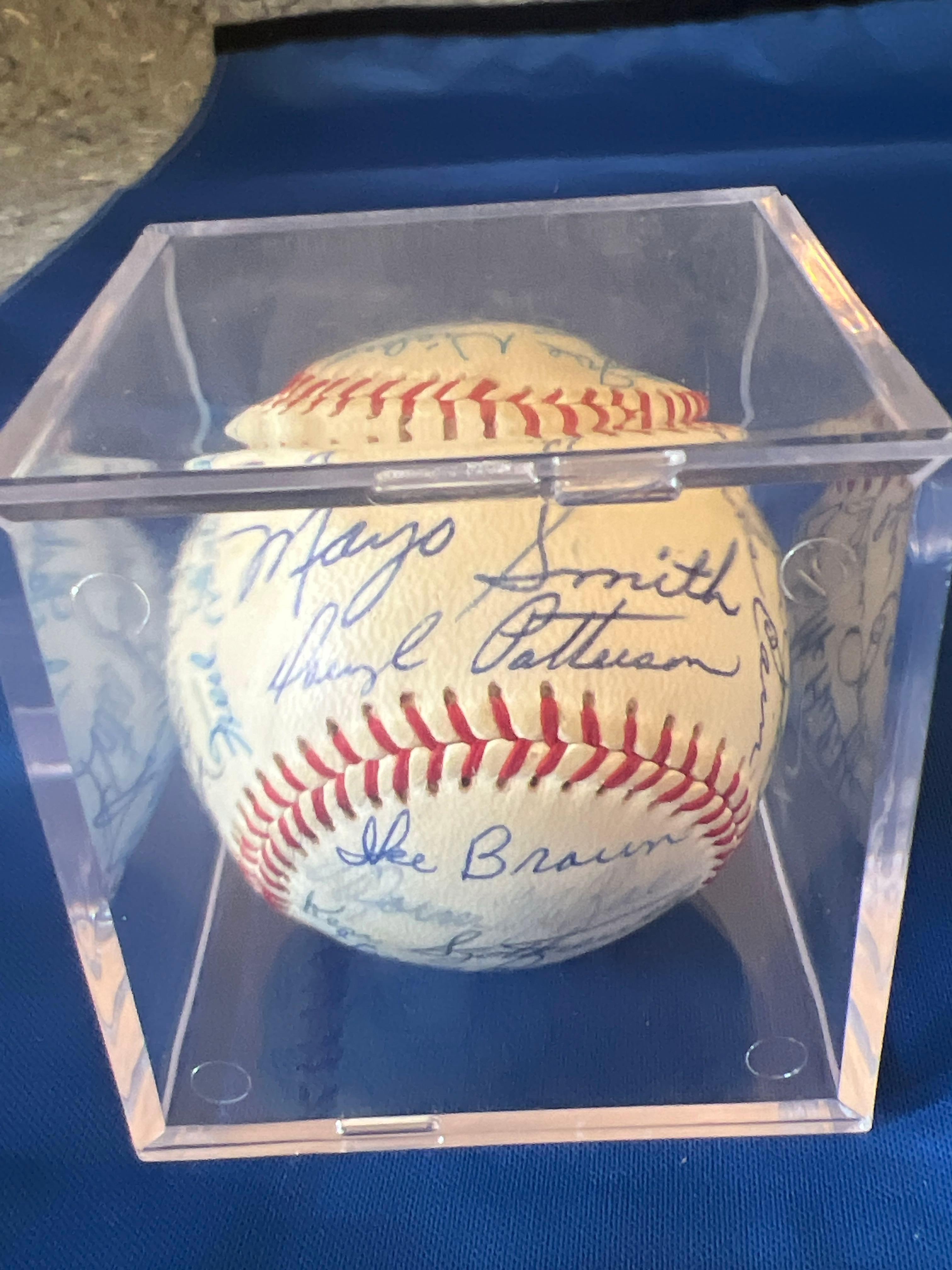 Detroit Tigers 1-26-71 Autographed Baseball