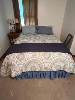 Queen size Bed & Bedding