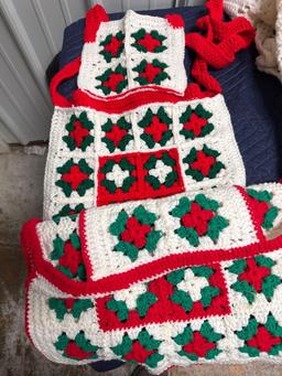 Tree Skirts & Aprons