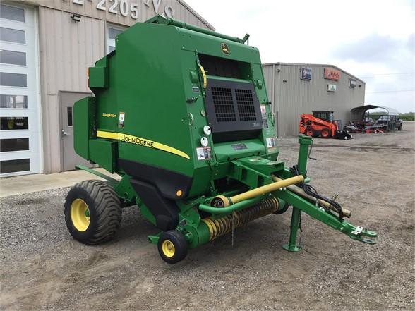2010 JOHN DEERE 854 28601