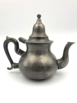 English Bachelor Teapot