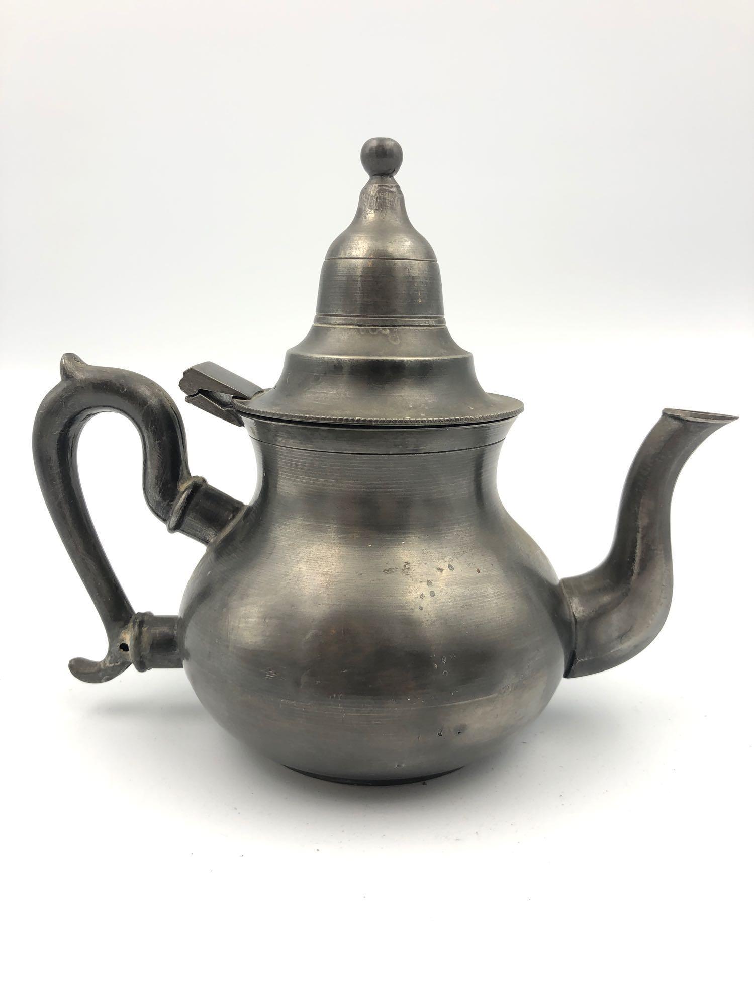 English Bachelor Teapot