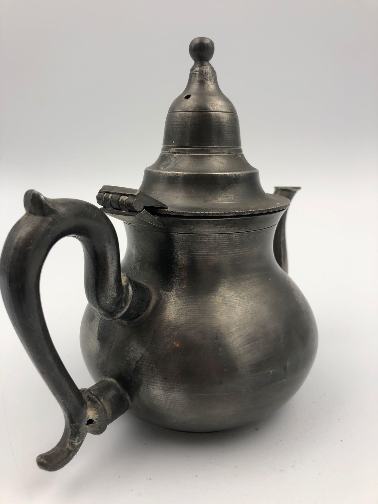 English Bachelor Teapot