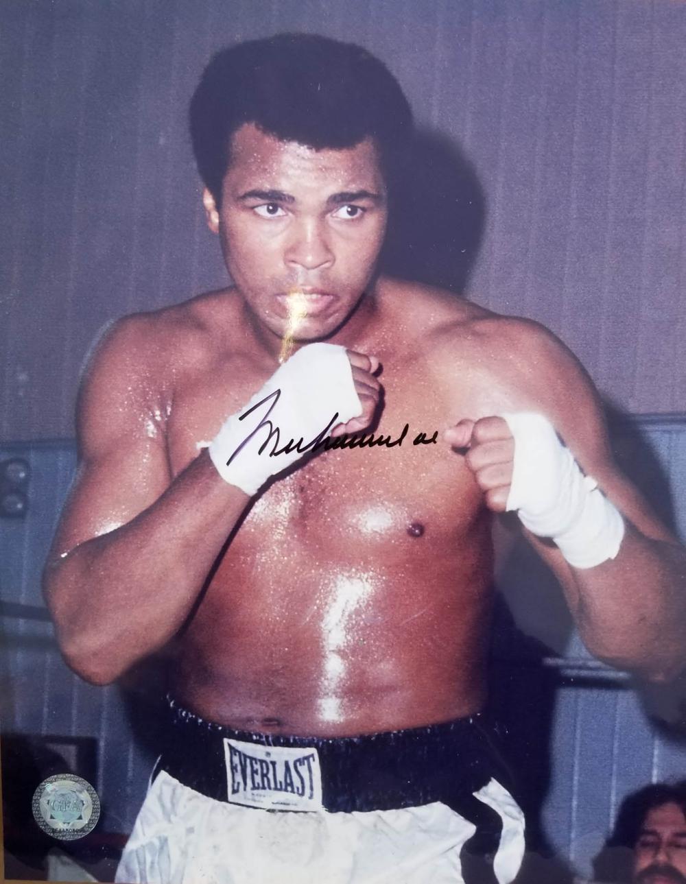 MUHAMMAD ALI 8" x 10" Autographed Photo GFA coa