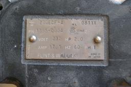 Submersible suck pump