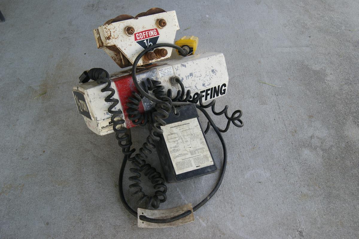 Coffing 1/2 ton chain hoist