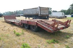 1980 Lowboy drop deck trailer