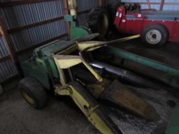 JD 3960 silage chopper
