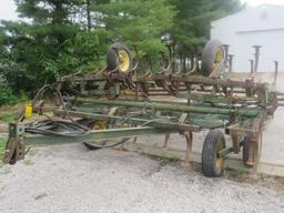 JD 1010 field cult w/ harrow 24'