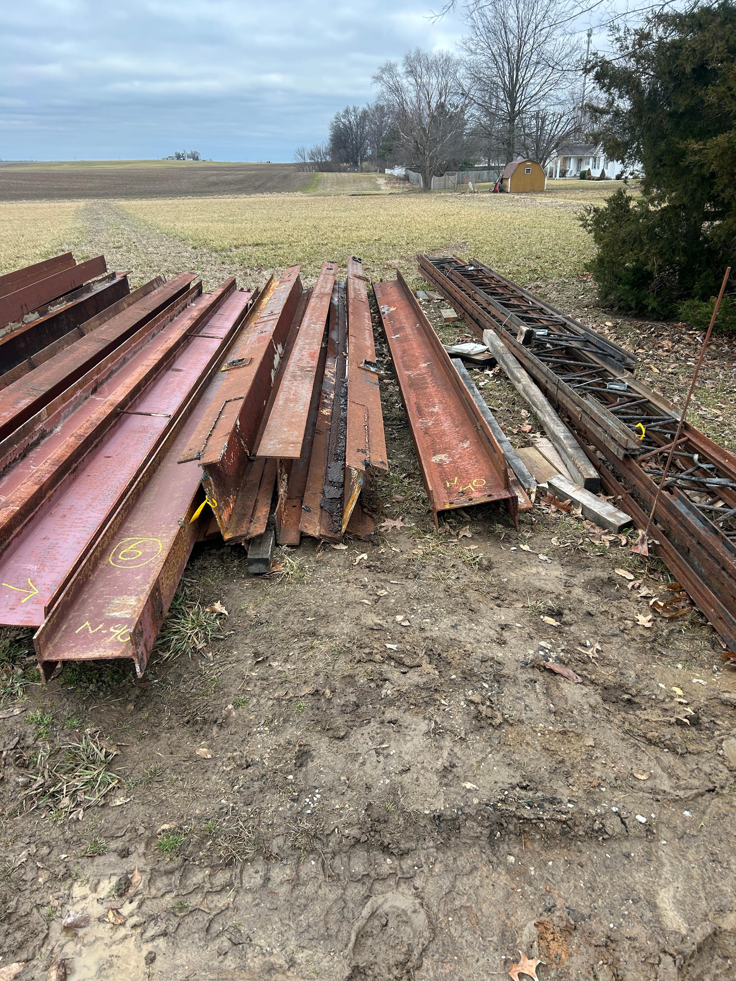 (6)+/- I BEAMS 20-25FT LONG 10-12IN WIDE