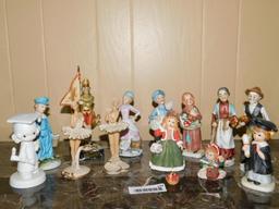 1 Lot of 14 Figurines