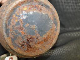 CAST IRON NO. 8 POT, NO MARKINGS