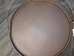 ERIE CAST IRON FLAT GRIDDLE NO. 16
