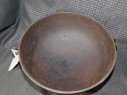GRISWOLD CAST IRON POT NO. 3 ERIE #781B