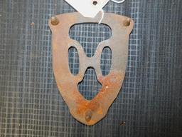 W.H. HOWELL CO., CAST IRON TRIVET