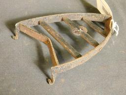 CAST IRON TRIVET