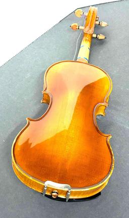Small Violin Made by H. Siegler 1995