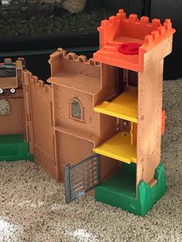 Fisher Price Imaginext Eagle Talon Castle