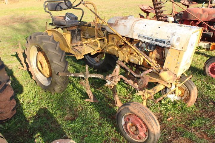 Tractor, Farmall Cub