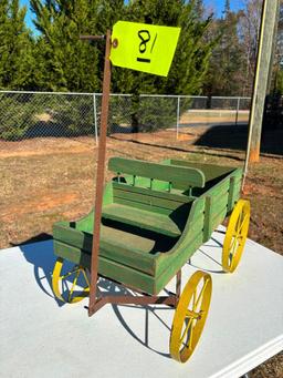 Wagon, John Deere