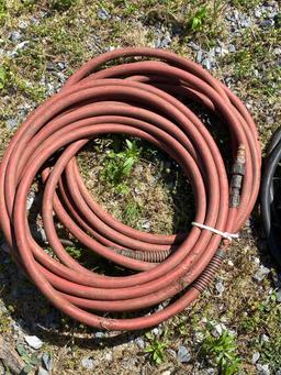2 Lengths of Hosing
