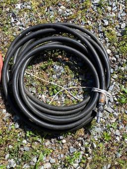 2 Lengths of Hosing