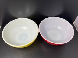 2 Vintage Pyrex Mixing Bowls- Red & Yellow