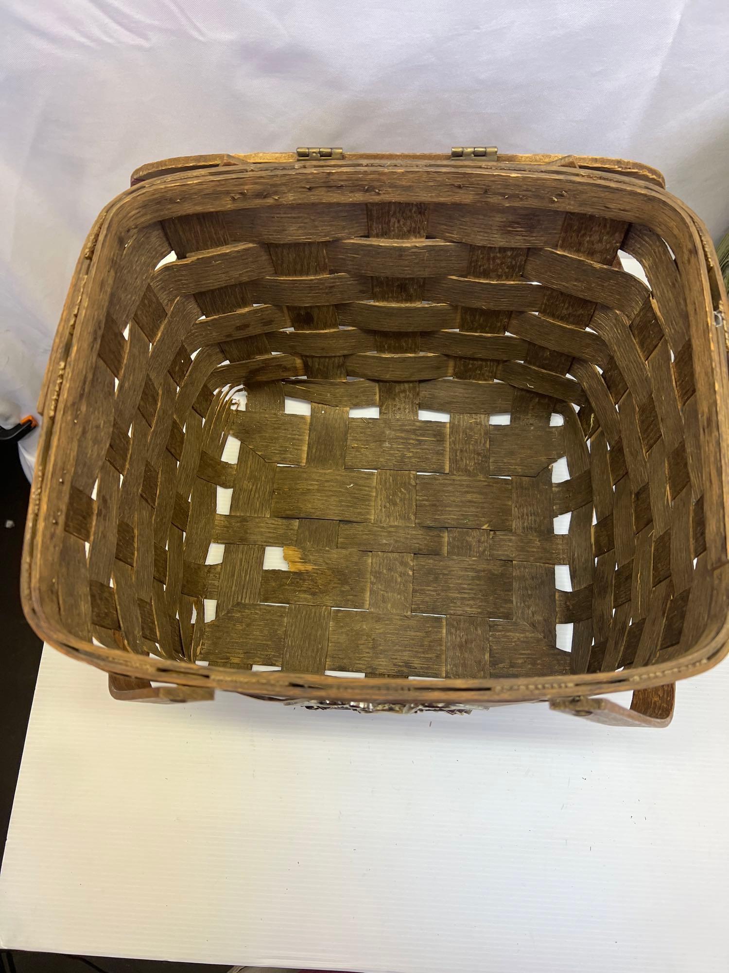 Picnic Basket with Swing Handles, Lid and Eagle Emblem and Green Plastic Lidded Box
