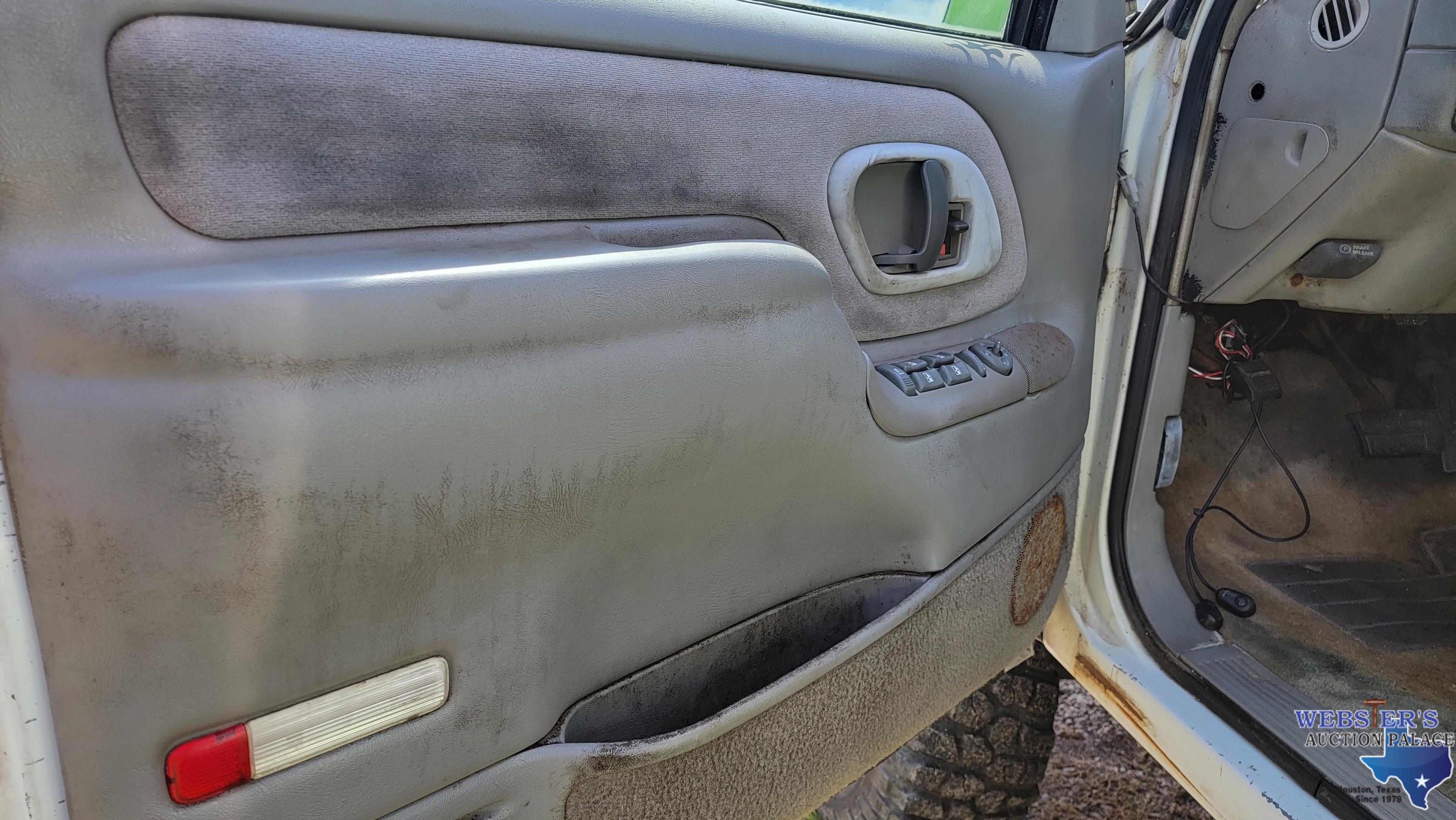 1999 CHEVROLET TAHOE