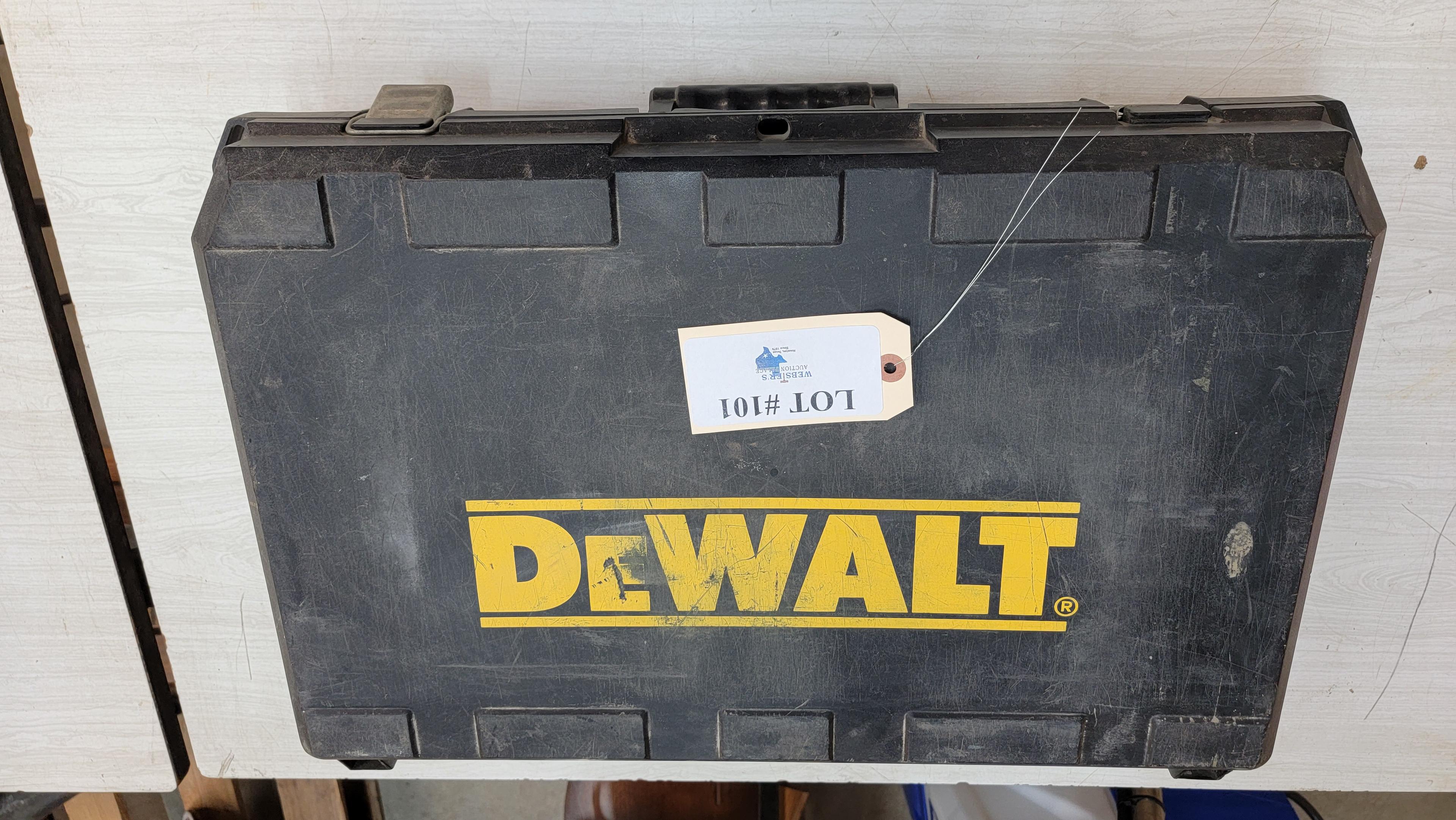 DEWALT ROTARY HAMMER DRILL IN CASE