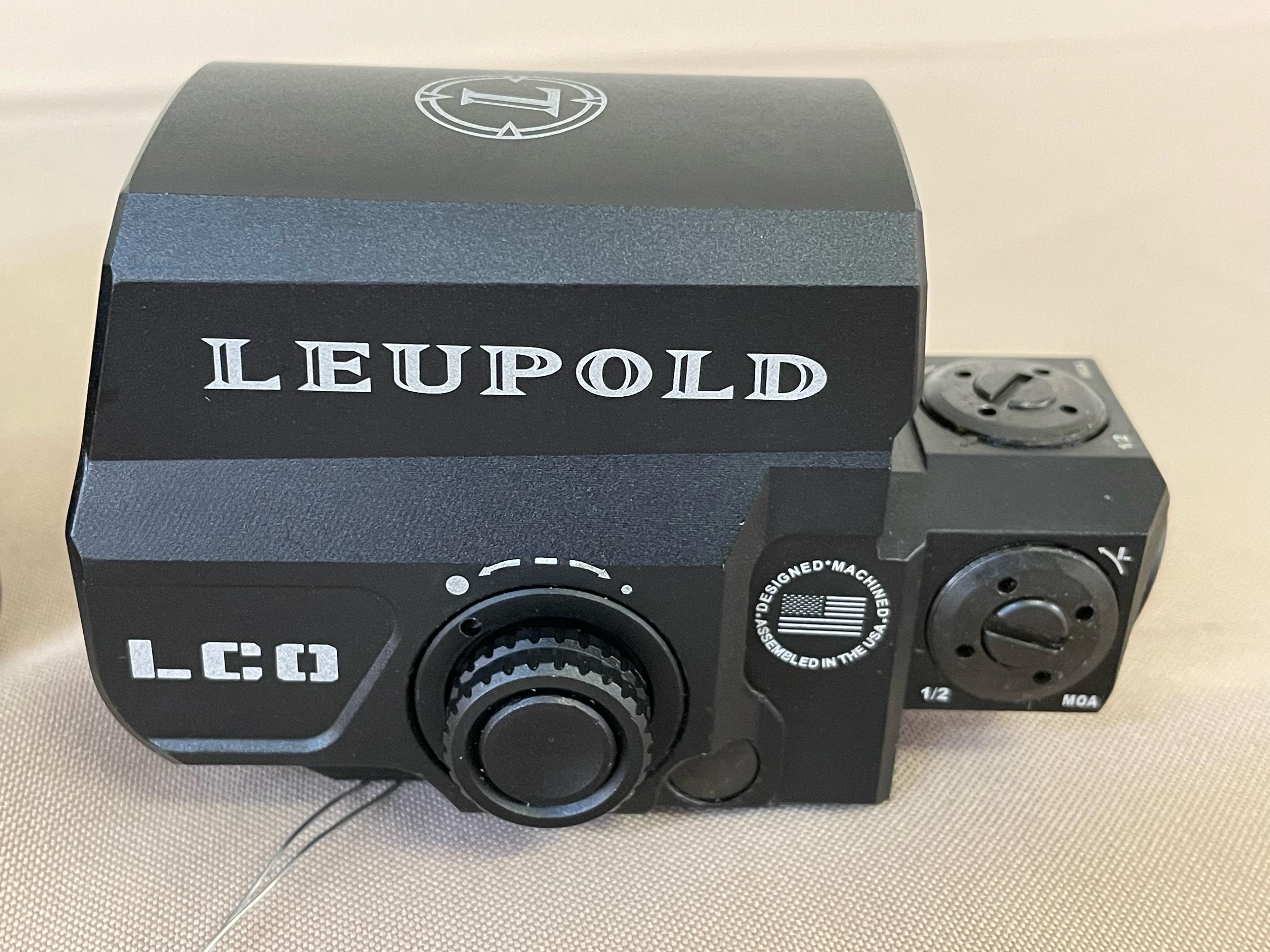 LCO RED DOT SIGHT IN CASE