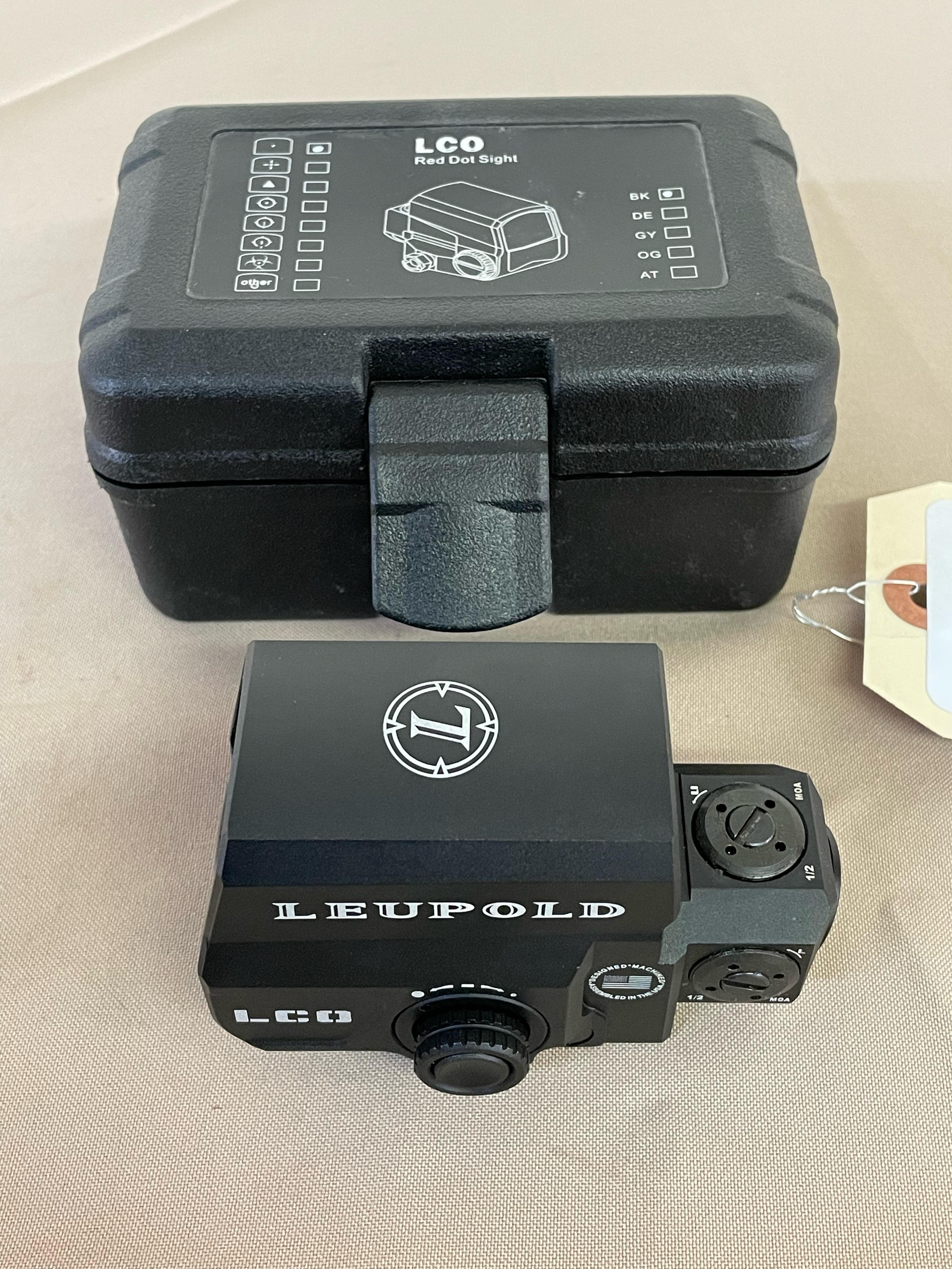 LCO RED DOT SIGHT IN CASE