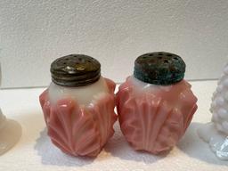 4PC VINTAGE SALT AND PEPPER SETS