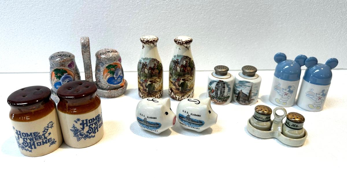 7PC VINTAGE SALT AND PEPPER SETS