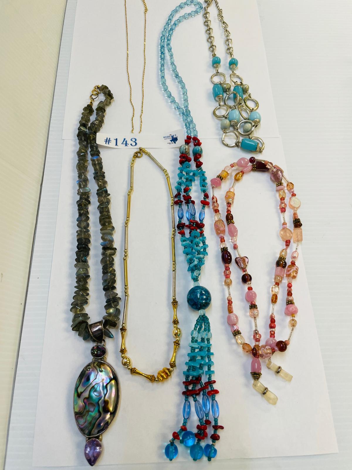 LOT OF VINTAGE FASHION NECKLACES